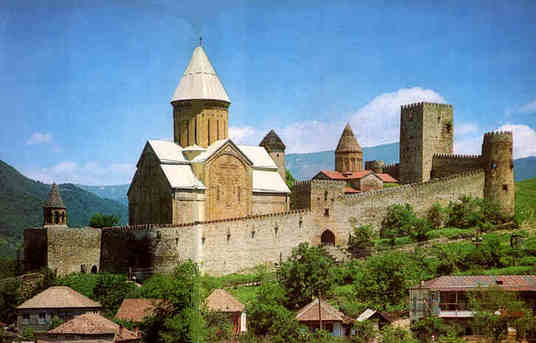 Ananuri_castle